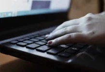 How to Use Android Apps on Your Windows PC? Android Apps